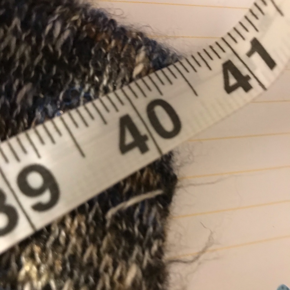 Beautiful Knit Marled Poncho - Picture 10 of 11